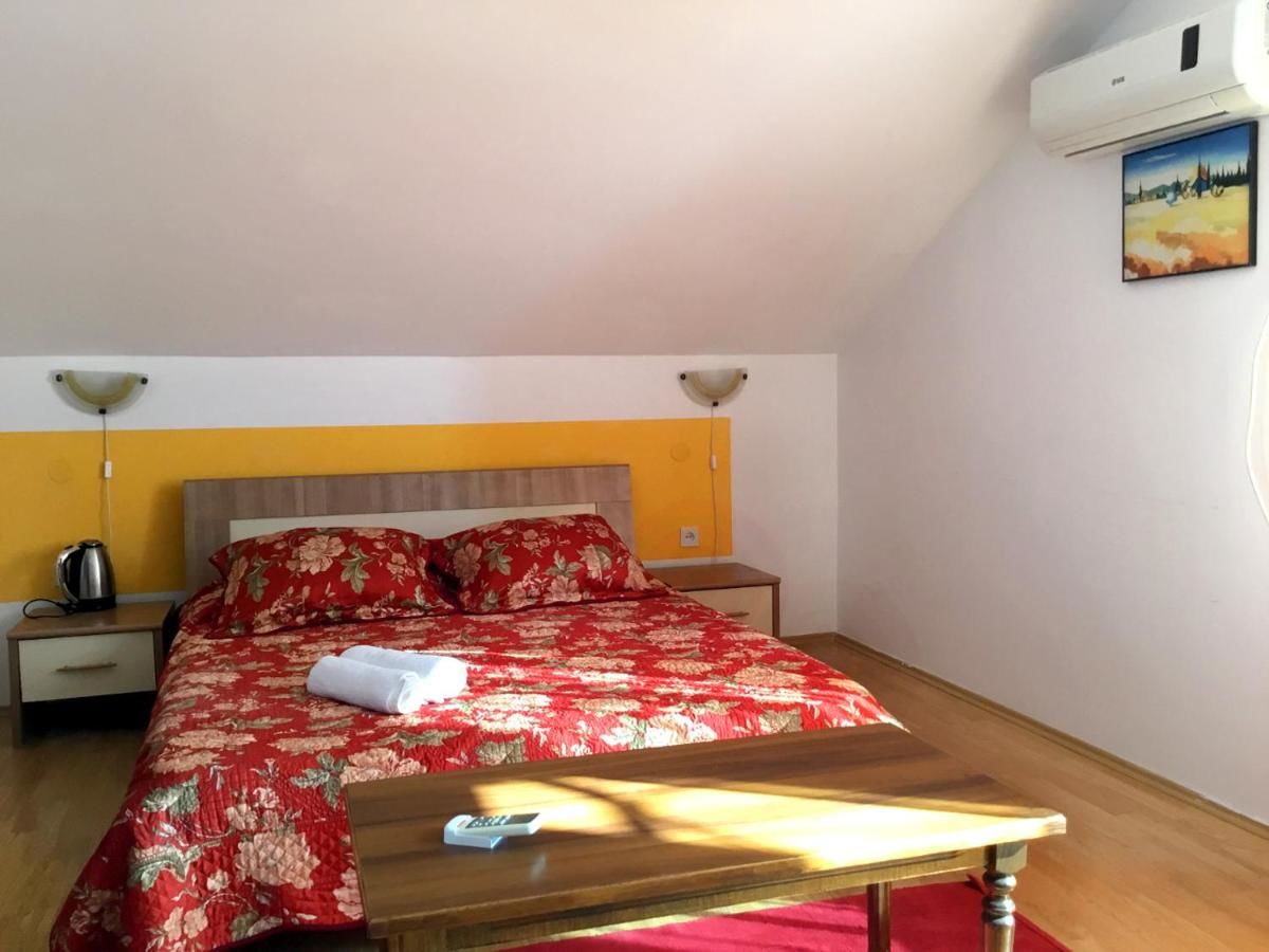 Гостевой дом Guest House Russian Home Тиват-13