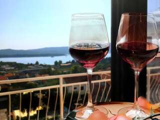 Гостевой дом Guest House Russian Home Тиват Двухместный номер с 1 кроватью и балконом, вид на море-11